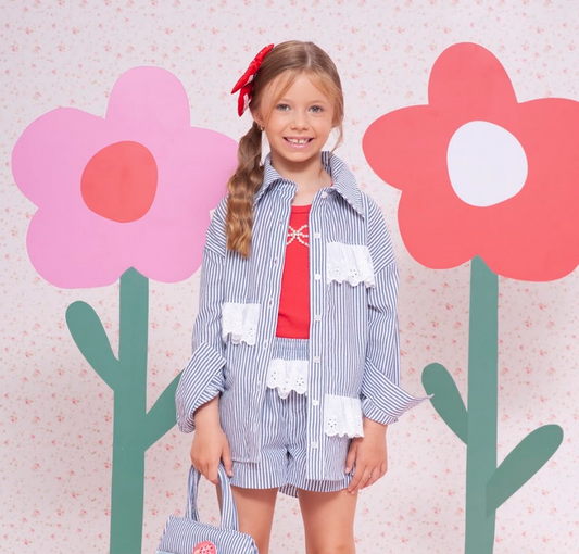 Conjunto Infantil Camisa Listrada com Babados Urso Costas Short Listrado com Babados - Pituchinhus