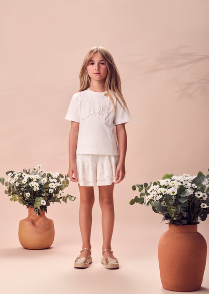 Conjunto Infantil Off White com Blusa Lovely e Short com Babados em Laise - Animê