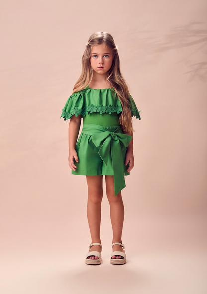 Conjunto Infantil Verde com Blusa de Alças e Flores Short com Laço - Animê