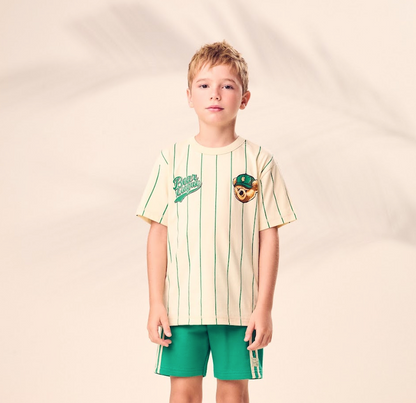 Conjunto Infantil Camiseta Listrada Bear League e Bermuda Verde – Youccie