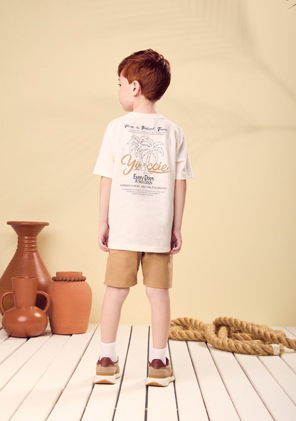 Conjunto Infantil Camiseta Off-White Coqueiro e Bermuda Bege - Youccie