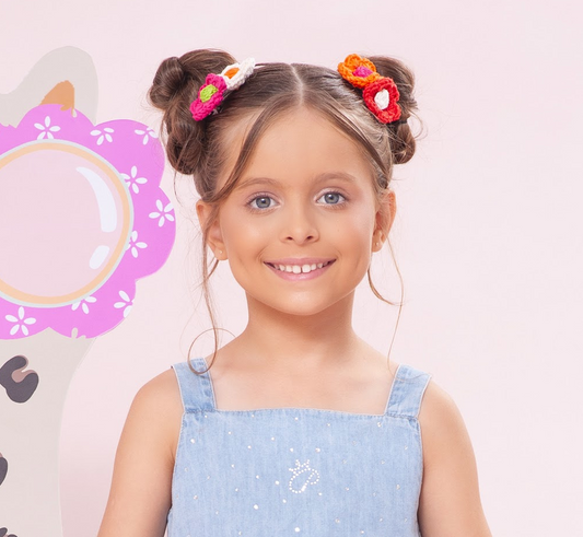 Presilha Infantil com Flores de Crochê - PItuchinhus
