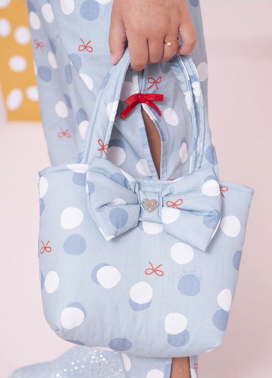 Bolsa Infantil Azul Claro Estampa de Poá e Laço Puffer - Pituchinhus