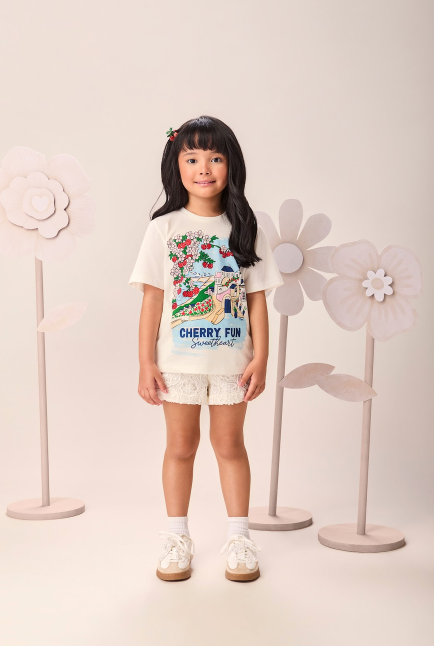 Conjunto Infantil Blusa Off White Estampada com Strass Shorts Sarja com Renda Floral - Momi