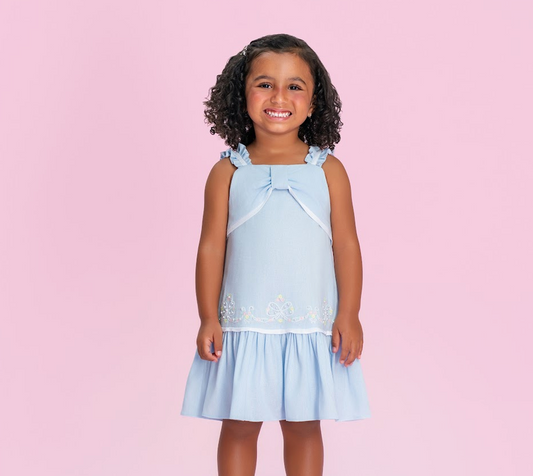 Vestido Infantil Azul com Laço Barra Bordada com Aplicação de Pérolas - Petit Cherie
