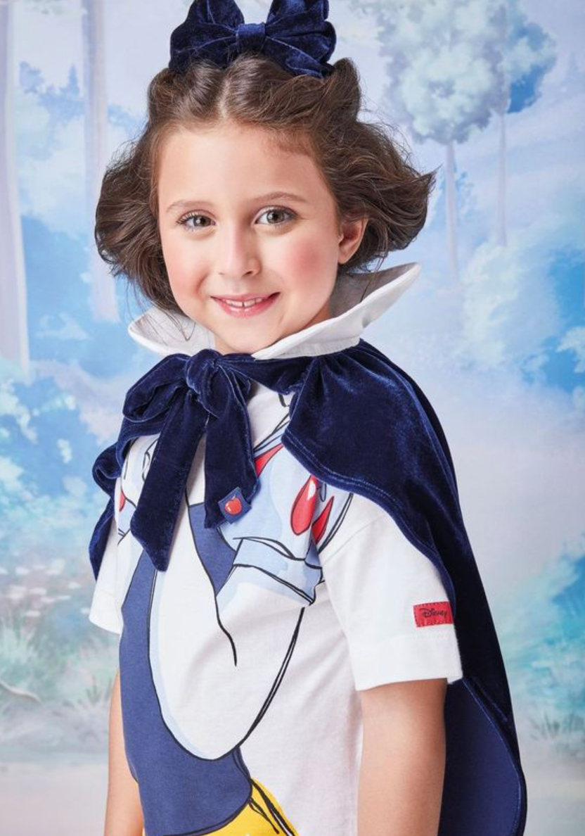 Conjunto Infantil Branca de Neve com Capa - Animê
