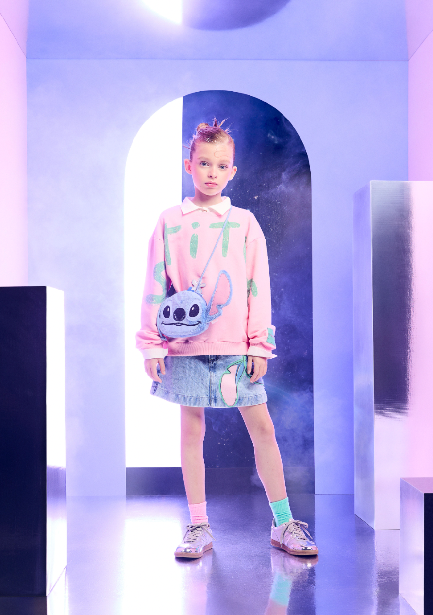 Casaco de Moletom Infantil Stitch Blossom - Animê