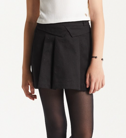 Saia-shorts Teen Sarja com Pregas Preta - Two In