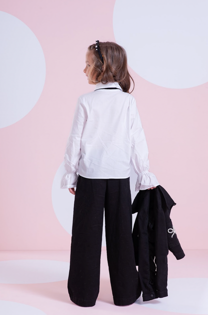 Conjunto Infantil Camisa Mini Laço Veludo e Calça Sarja Reta Laços Bordados Bolsos Preta - Pituchinhus PRÉ-VENDA