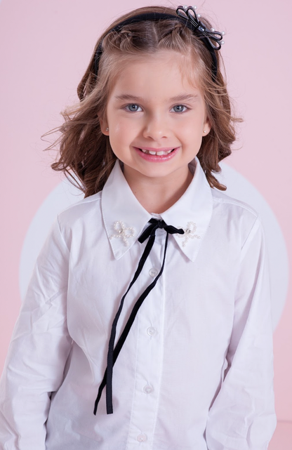 Conjunto Infantil Camisa Mini Laço Veludo e Calça Sarja Reta Laços Bordados Bolsos Preta - Pituchinhus PRÉ-VENDA