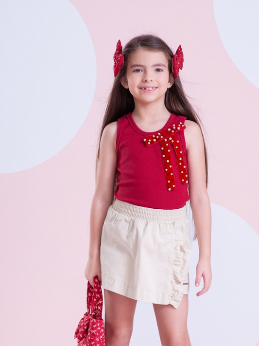 Conjunto Infantil Blusa Maxi Laço Veludo Bordados Bala de Cereja e Shorts-saia Sarja Babadinho Bege - Pituchinhus PRÉ-VENDA
