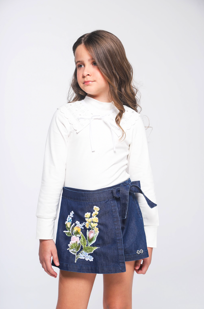 Conjunto Infantil Trio Blusa Gola Laise Removível, Camisa Jeans Leve ML Gola Bordada e Shorts-Saia Jeans Bordada Flores - Luluzinha