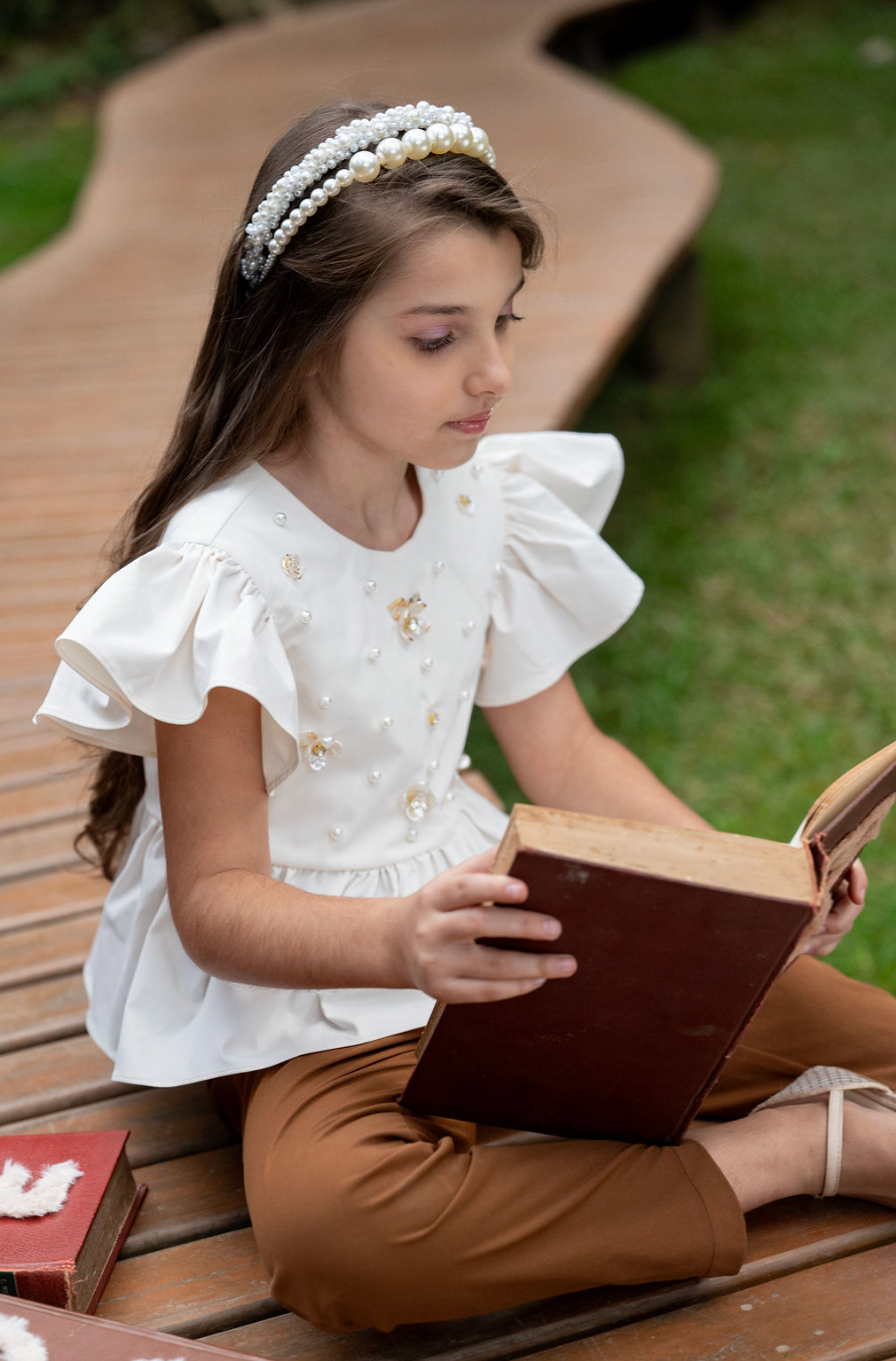 Conjunto Infantil Bata Bordada À Mão e Calça Alfaiataria Terracota - Luluzinha