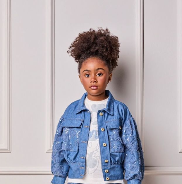 Conjunto Infantil Jaqueta e Calça Jeans Bordada Tule Flores - Animê