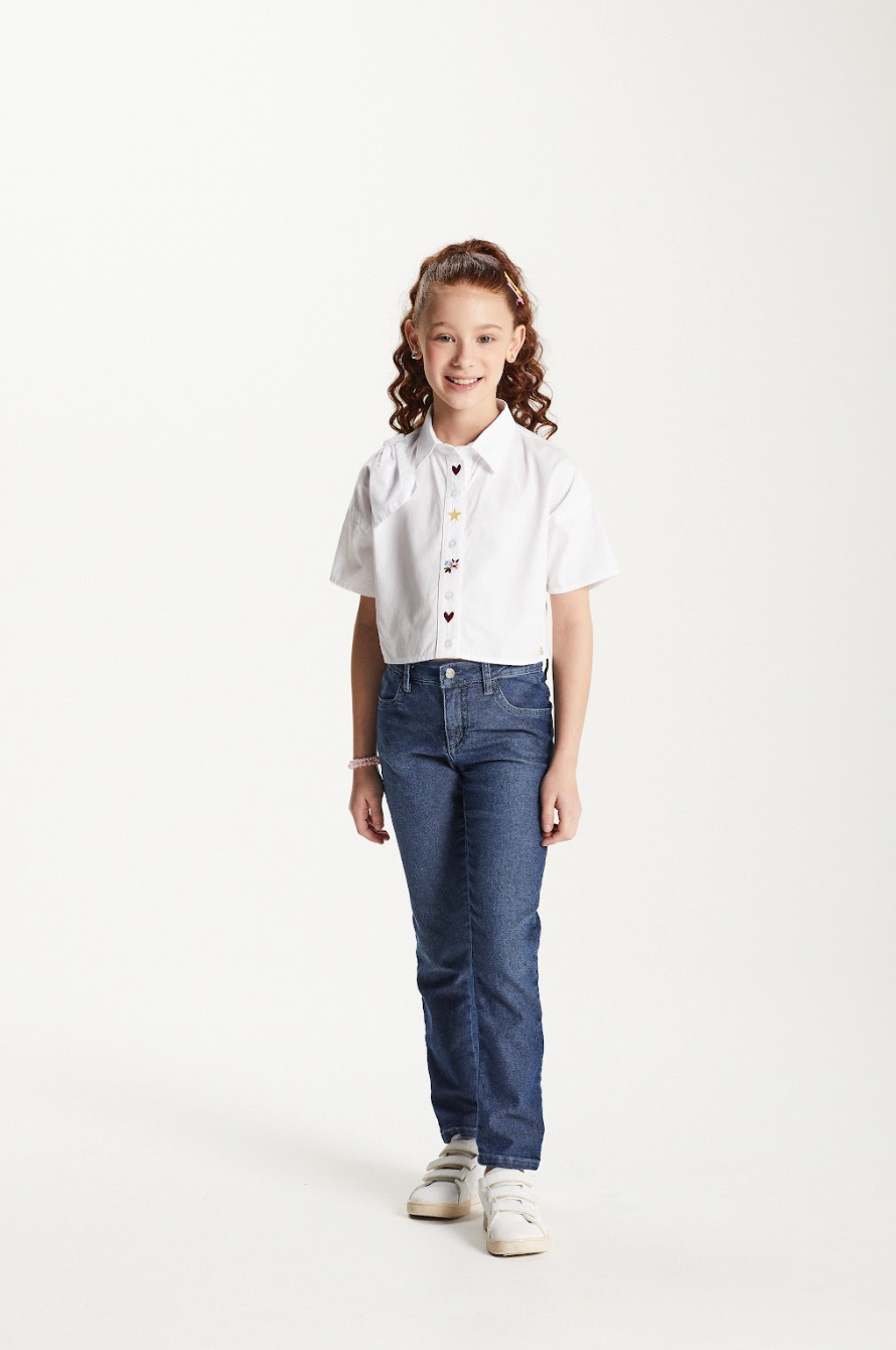Camisa Infantil Cropped Tricoline Bordada Branca - Um Mais Um