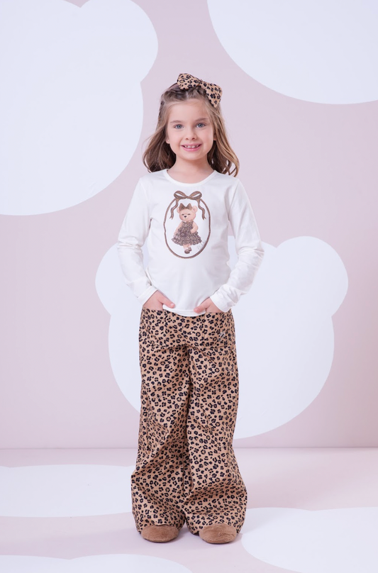 Conjunto Infantil Blusa  Ursinha Moldura Cristais e Calça  Sarja Reta Bolsos Oncinha - Pituchinhus