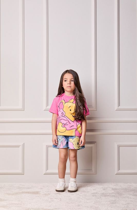 Conjunto Infantil Camiseta e Shorts Jeans Leitão & Pooh Rosa Cherry Donut - Animê Petite PRÉ-VENDA