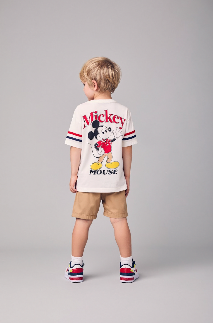 Conjunto Infantil Camiseta Pérola Mickey e Bermuda Sarja Bege - Youccie