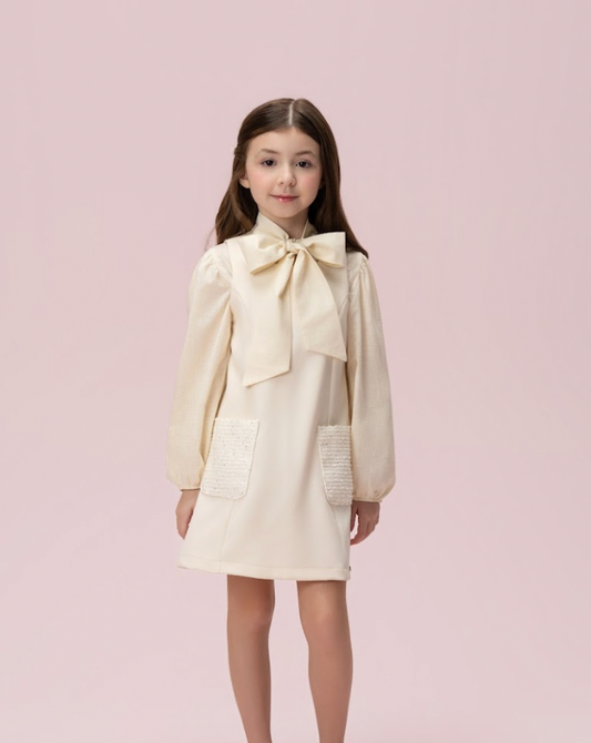 Vestido Infantil Trapézio Alfaiataria Bolsos Tweed Bege - Petit Cherie