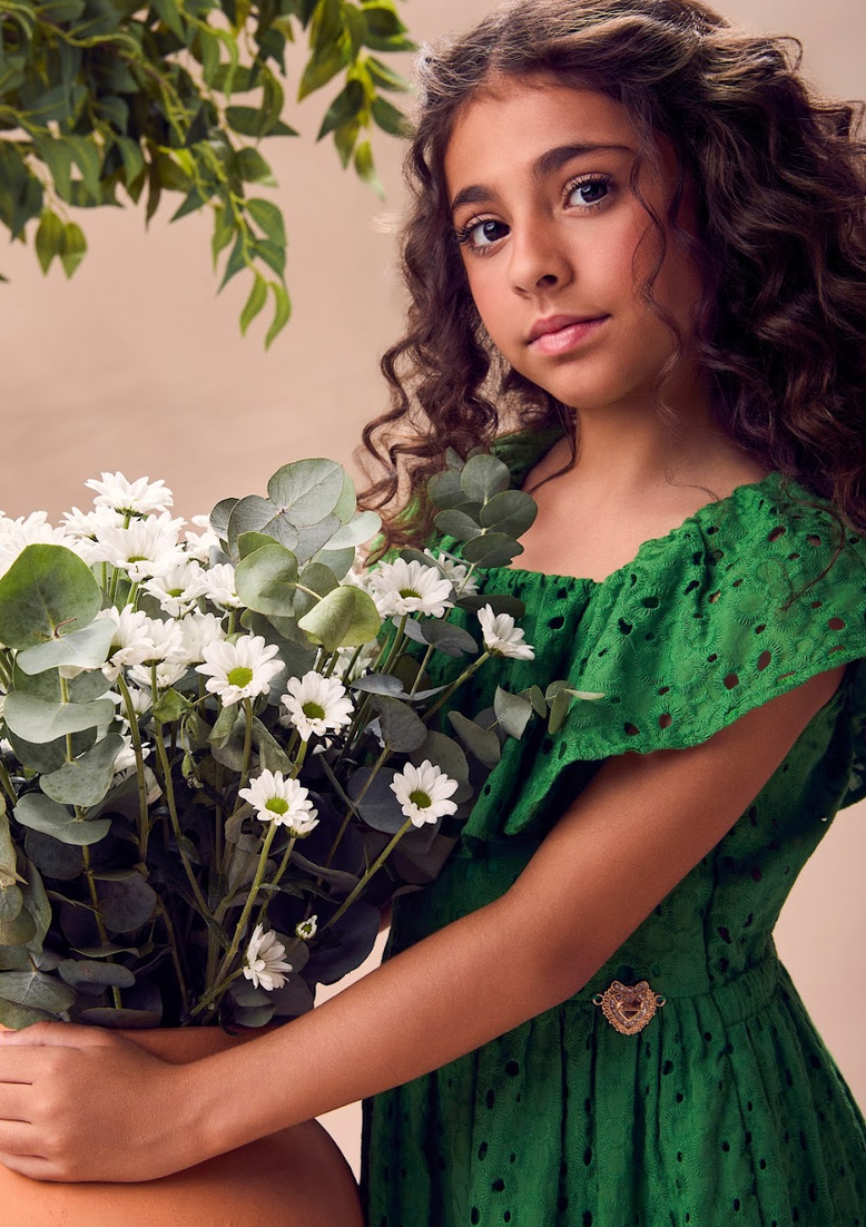 Vestido Infantil Verde com Laise Bordada e Babados – Animê
