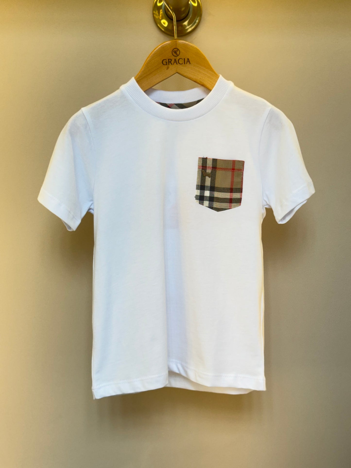 Camiseta Infantil Meia Malha Penteada com Bolso Branca - Um Mais Um