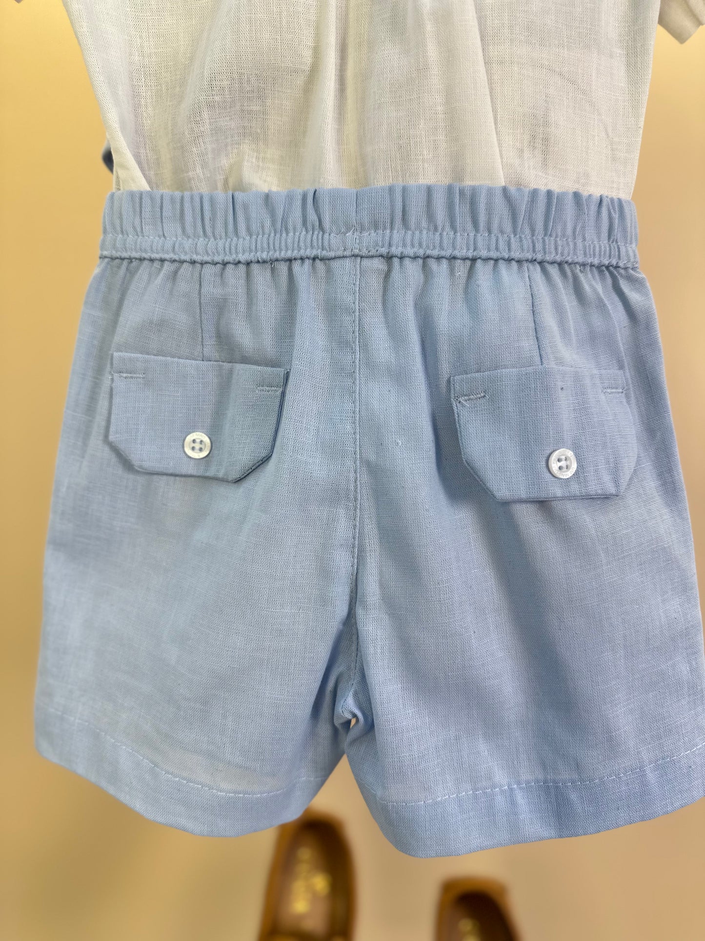 Conjunto Bebê Batizado Camisa-body e Bermuda Linho Misto Azul Claro - Um Mais Um