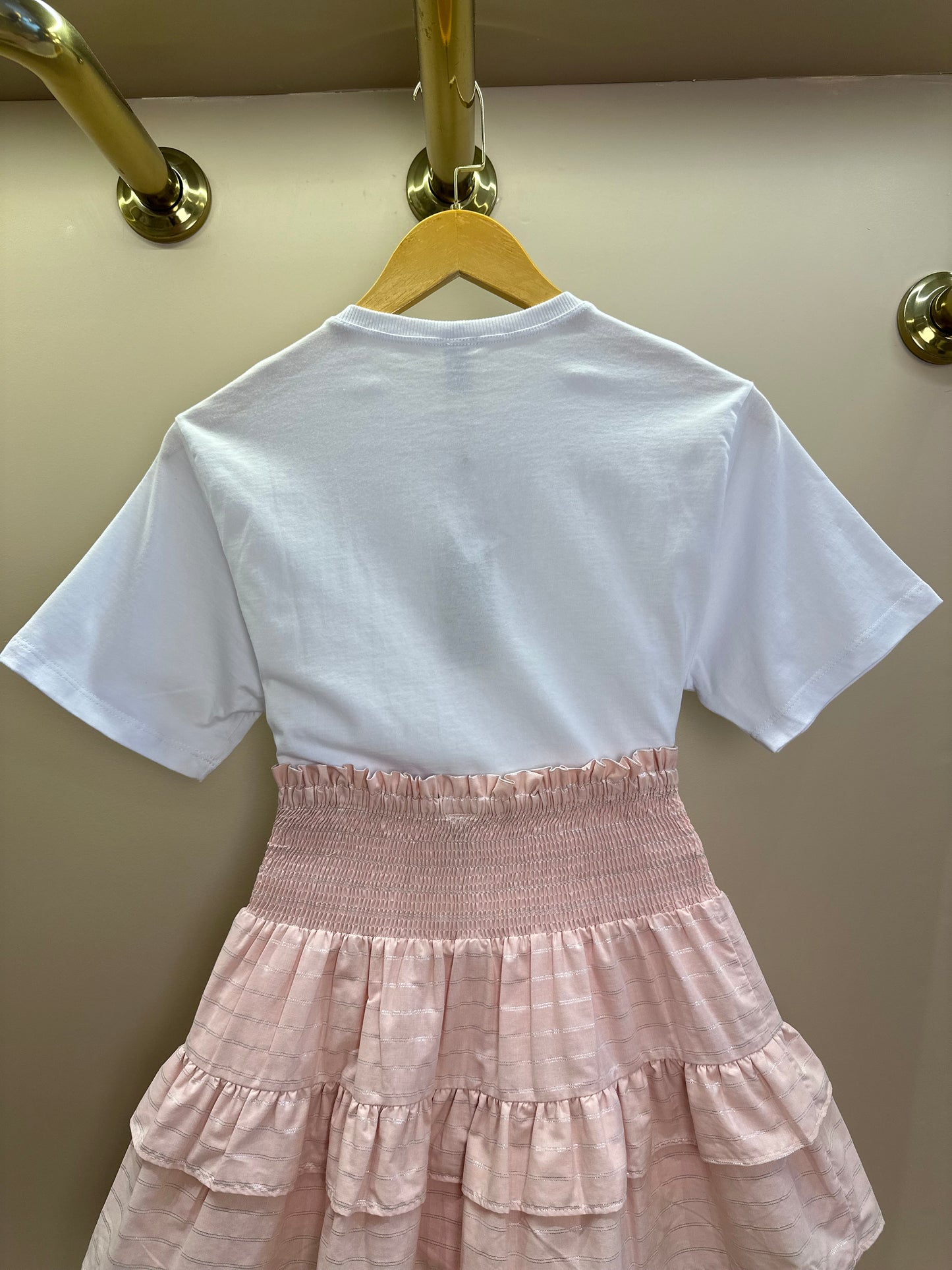 Conjunto Teen Camiseta Oversized All Need e Saia Listrada Lurex - Two In
