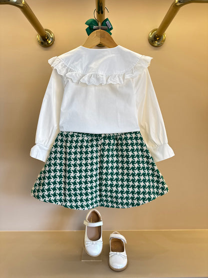 Conjunto Infantil Trio Casaco Tweed Xadrez, Camisa Gola Babados Rendas e Saia Tweed Xadrez - Animê