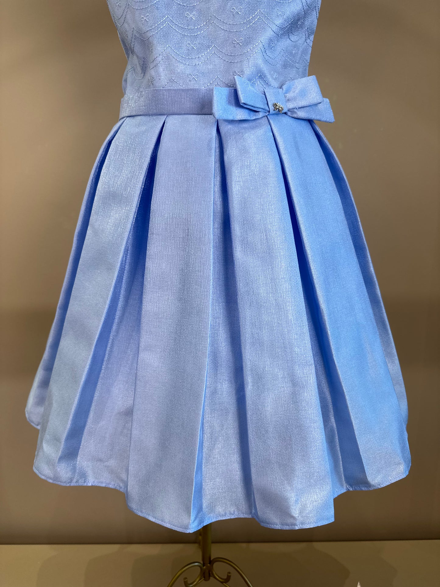 Vestido Infantil Festa Busto Bordado Lacinho Azul Claro - Petit Cherie