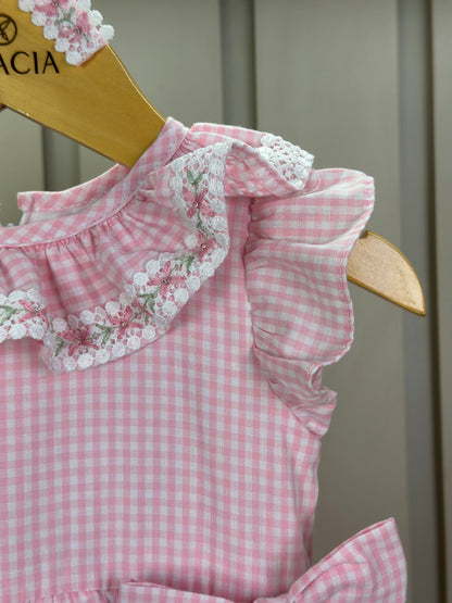 Vestido Infantil Clássico Golinha Renda Bordada Babados e Lacinhos Laterais Rosa - Roana