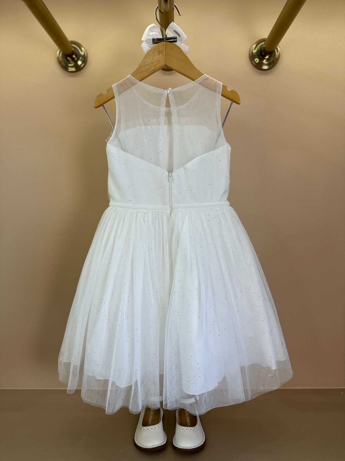 Vestido Infantil Tule Cinto Pérolas e Strass Off - Petit Cherie