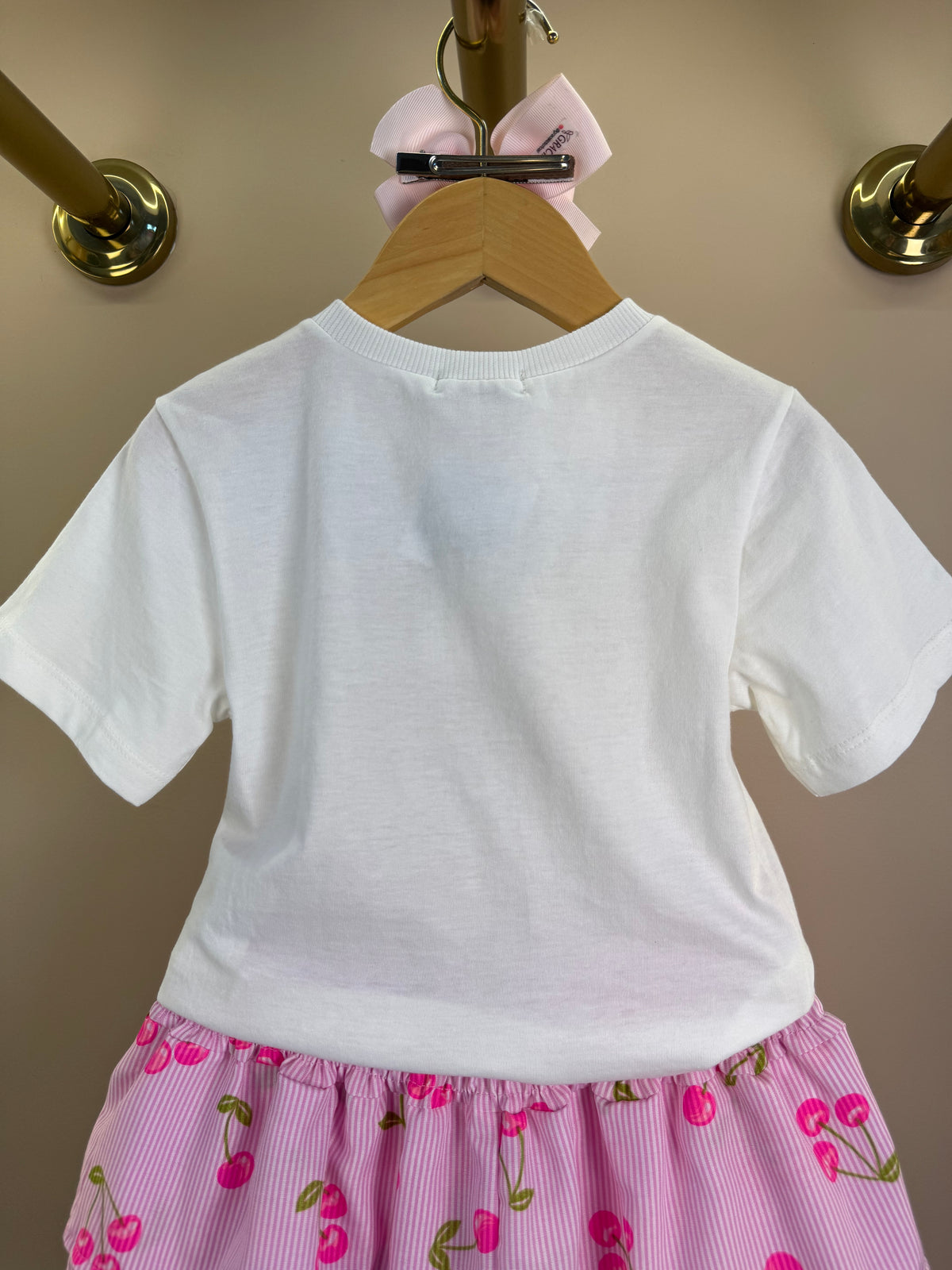 Conjunto Infantil Blusa Cerejas e Saia Franzida Babados Em Camadas - Momi