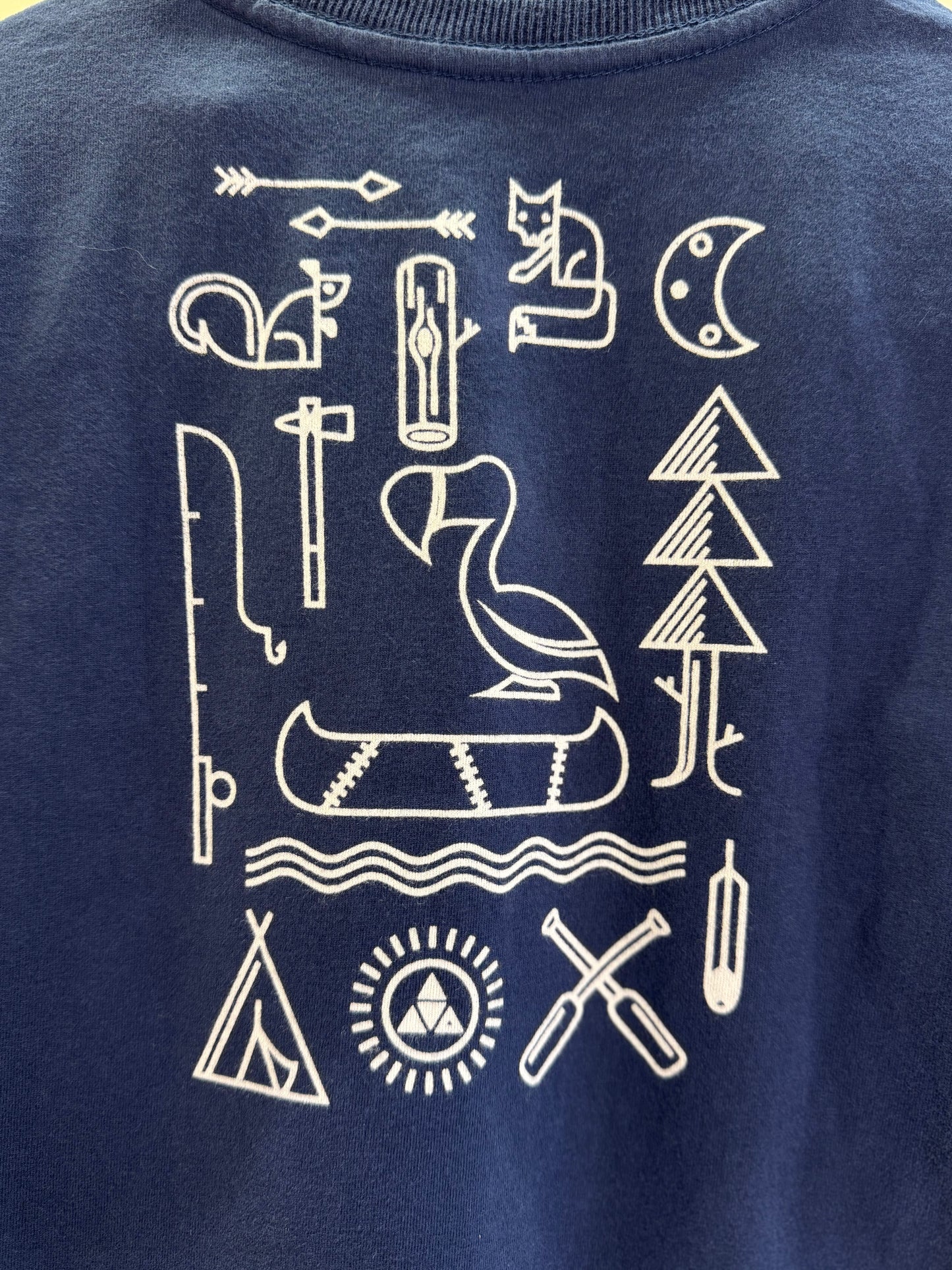 Camiseta Infantil Marinho Estampada Costas - Dudes