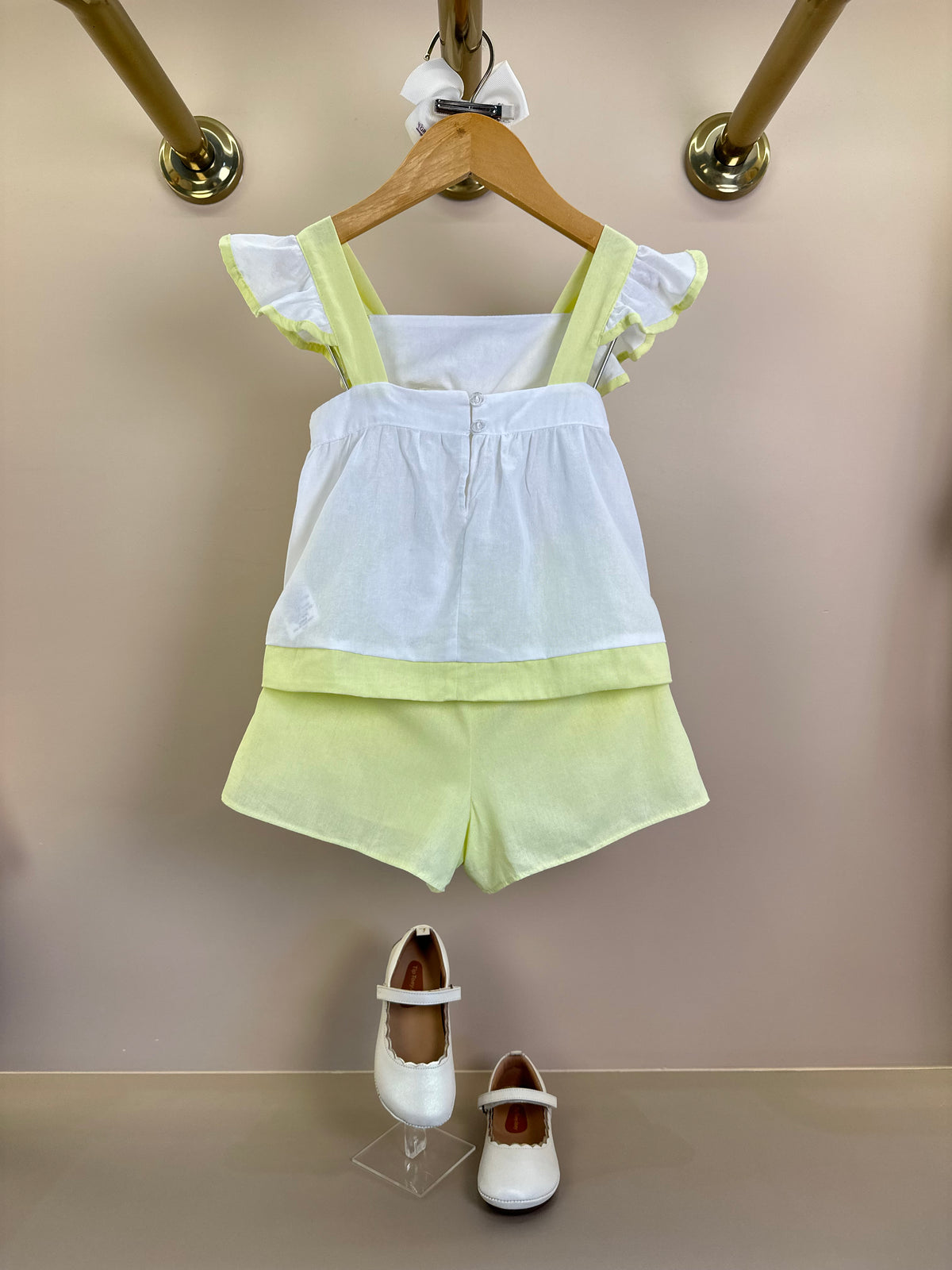 Conjunto Infantil Blusa Bordado Laços e Shorts Babadinho Amarelo - Petit Cherie