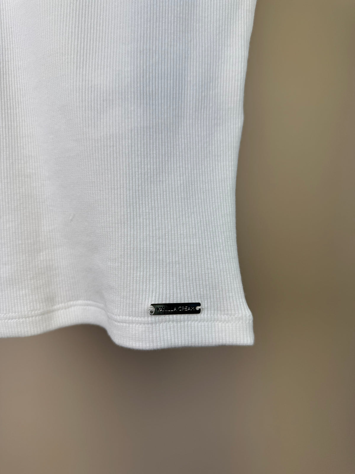 Blusa Teen Regata Off White Com Rendinha - Vanilla Cream
