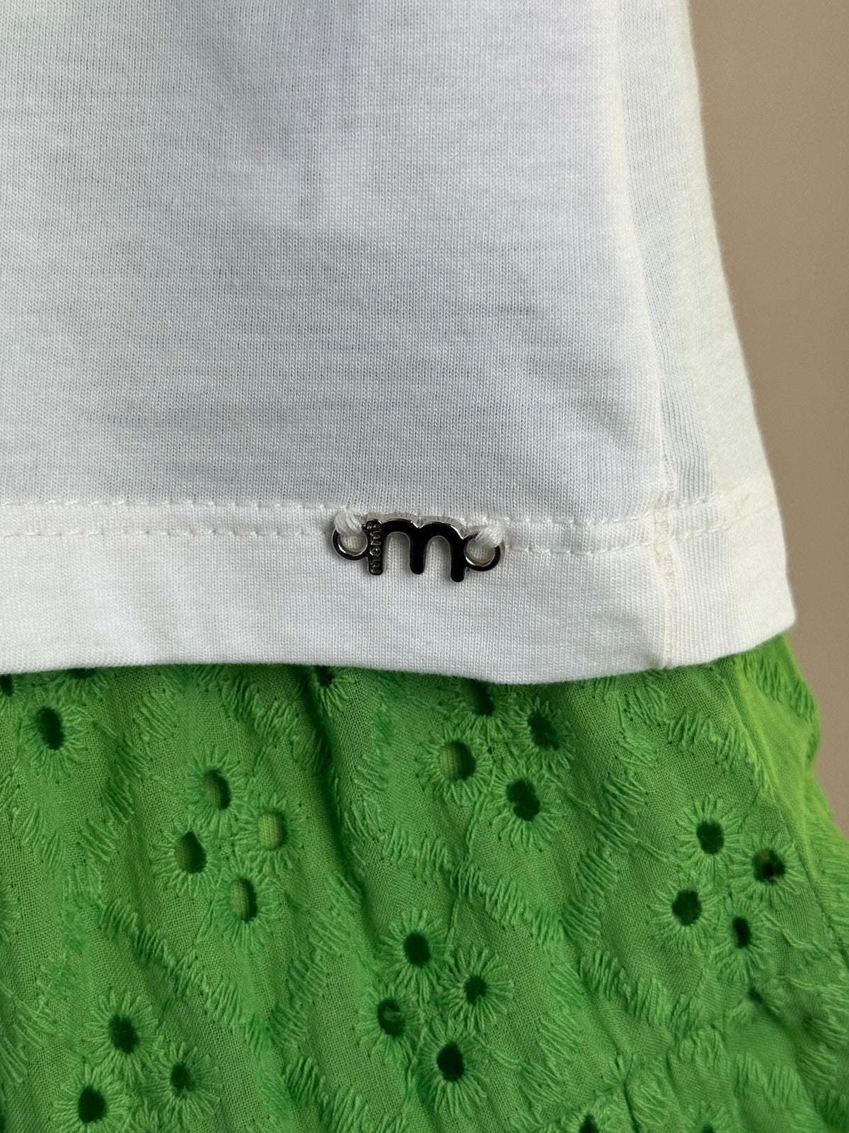 Conjunto Infantil Blusa Laço Estampado e Saia Bordado Verde - Momi