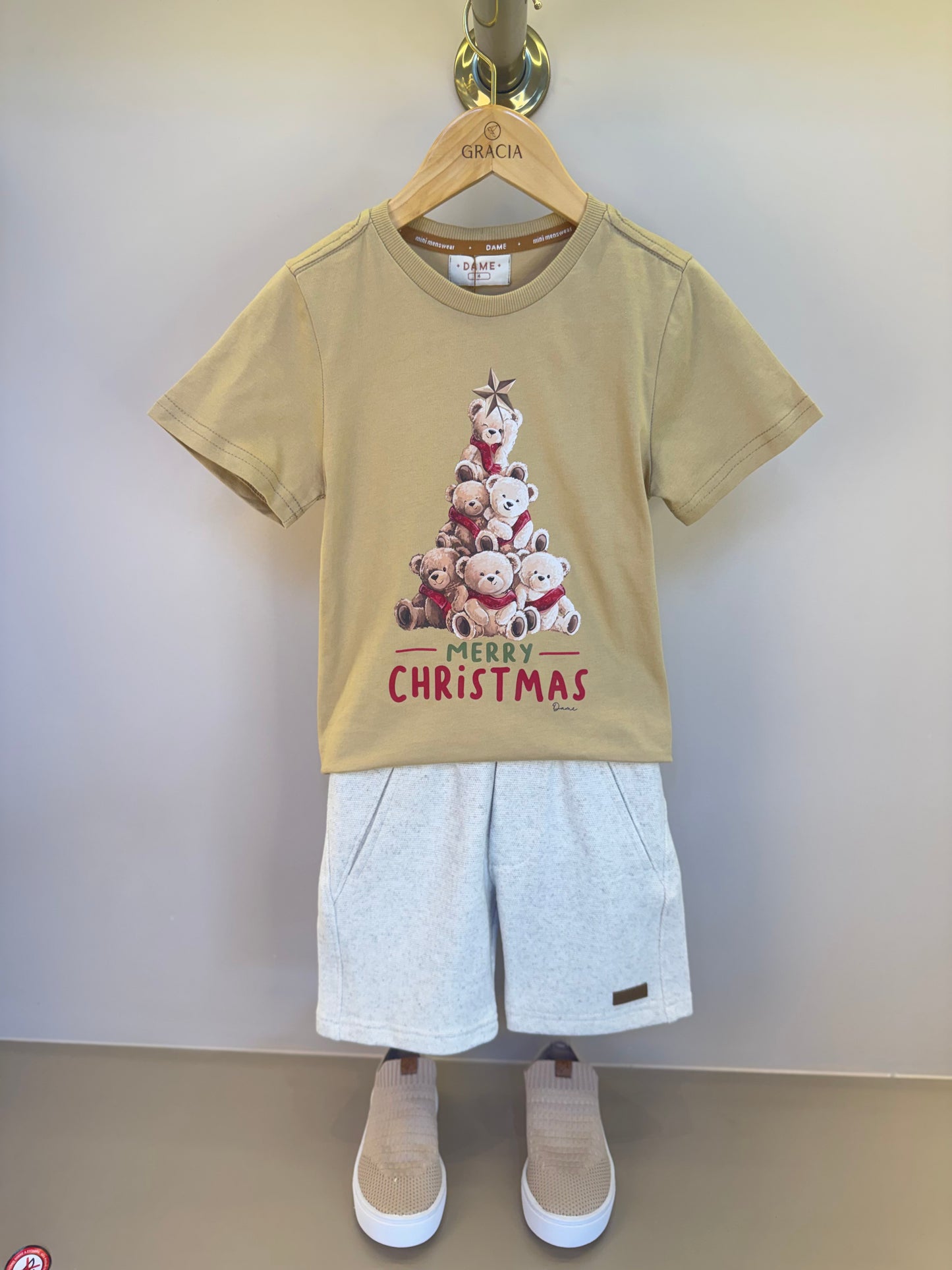 Conjunto Infantil Camiseta Algodão Teddy Natal e Bermuda Moletom Algodão Linho - Dame