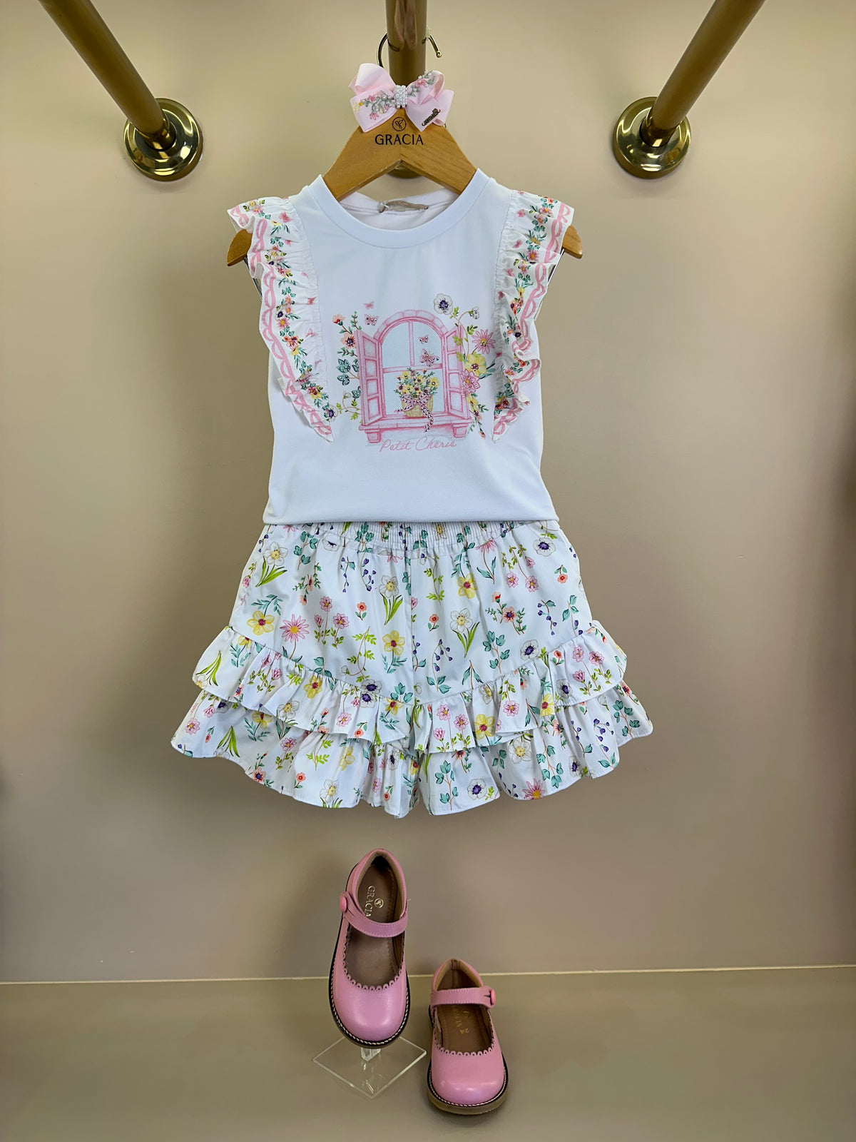 Conjunto Infantil Blusa Babadinho Florais e Shorts - Petit Cherie