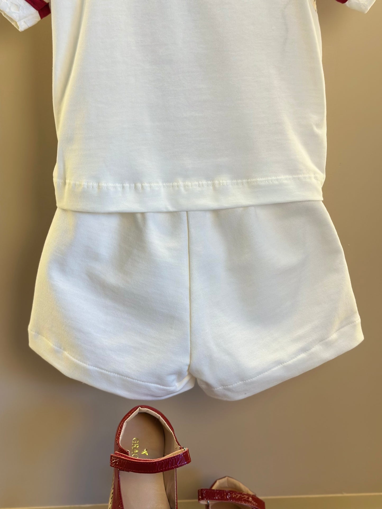 Conjunto Infantil Blusa e Shorts Minnie Mouse Classic Style Pérola - Animê