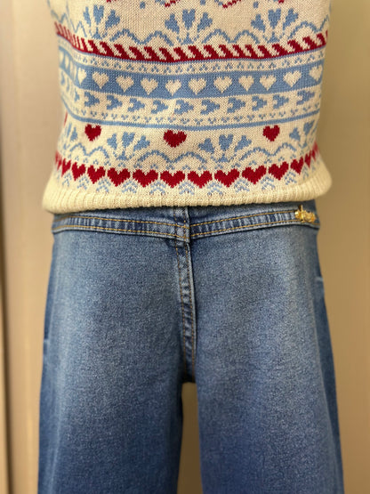 Conjunto Infantil Conceito Colete Tricot Corações e Calça Jeans Bolsos Bordados - Animê