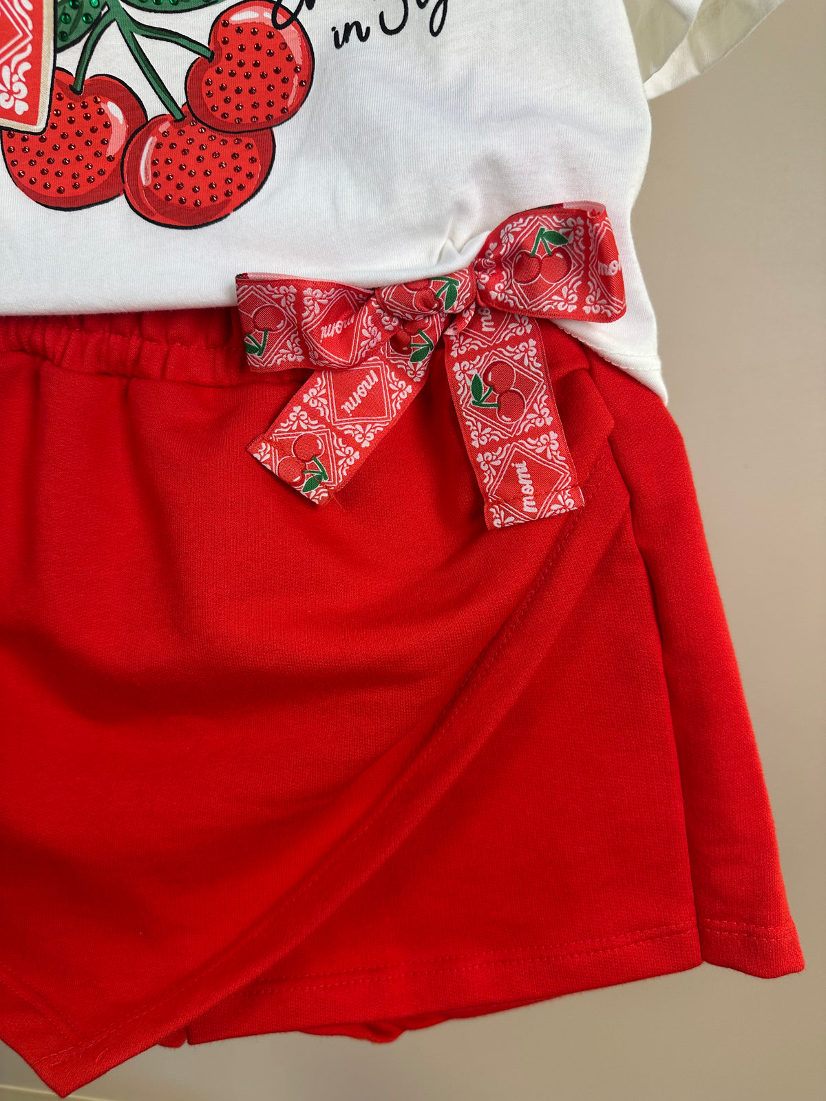 Conjunto Infantil Blusa Cherry e Shorts Saia Laço Lateral - Momi