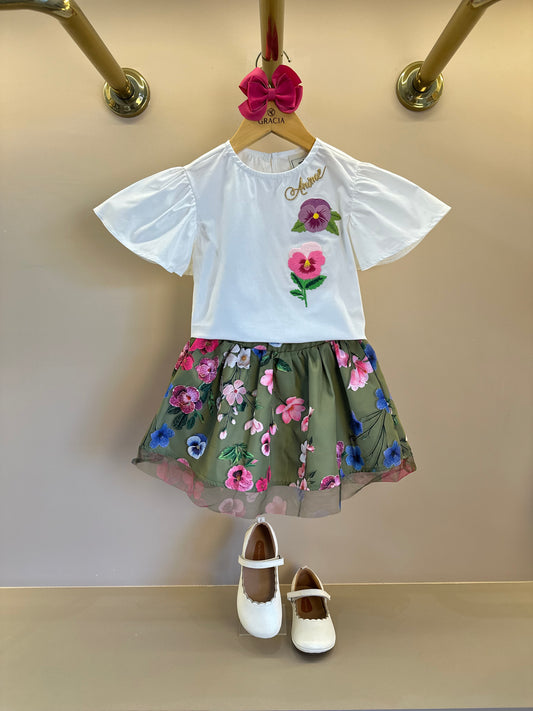 Conjunto Infantil Blusa Off White e Saia Conceito Tule Floral Bordado Verde Forest - Animê