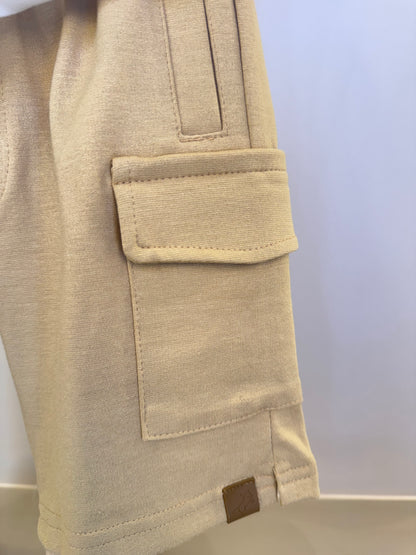 Conjunto Infantil Camiseta Algodão Teddy Natal MC e Bermuda Ponto Roma Bolsos Cargo Bege - Dame