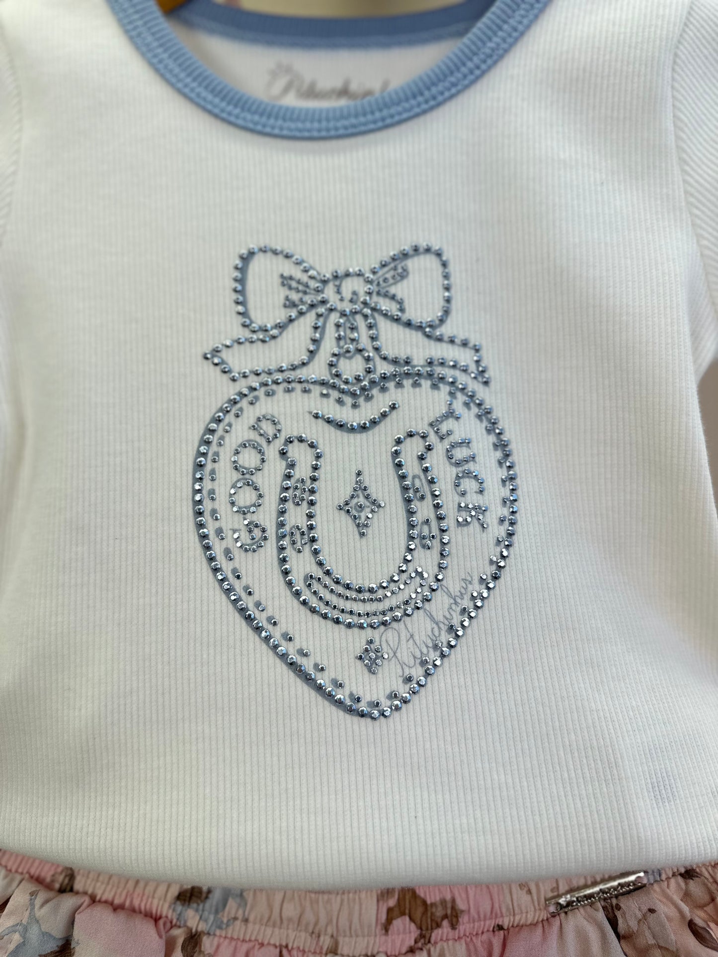Conjunto Infantil Blusa Rib Good Luck Bordada e Shorts Rosa Estampa Cavalinhos - Pituchinhus