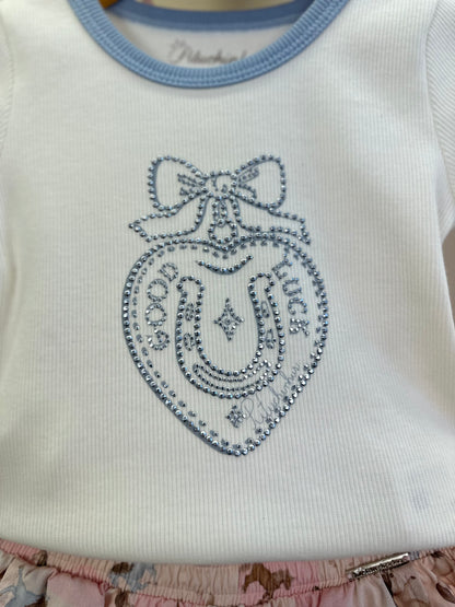 Conjunto Infantil Blusa Rib Good Luck Bordada e Shorts Rosa Estampa Cavalinhos - Pituchinhus