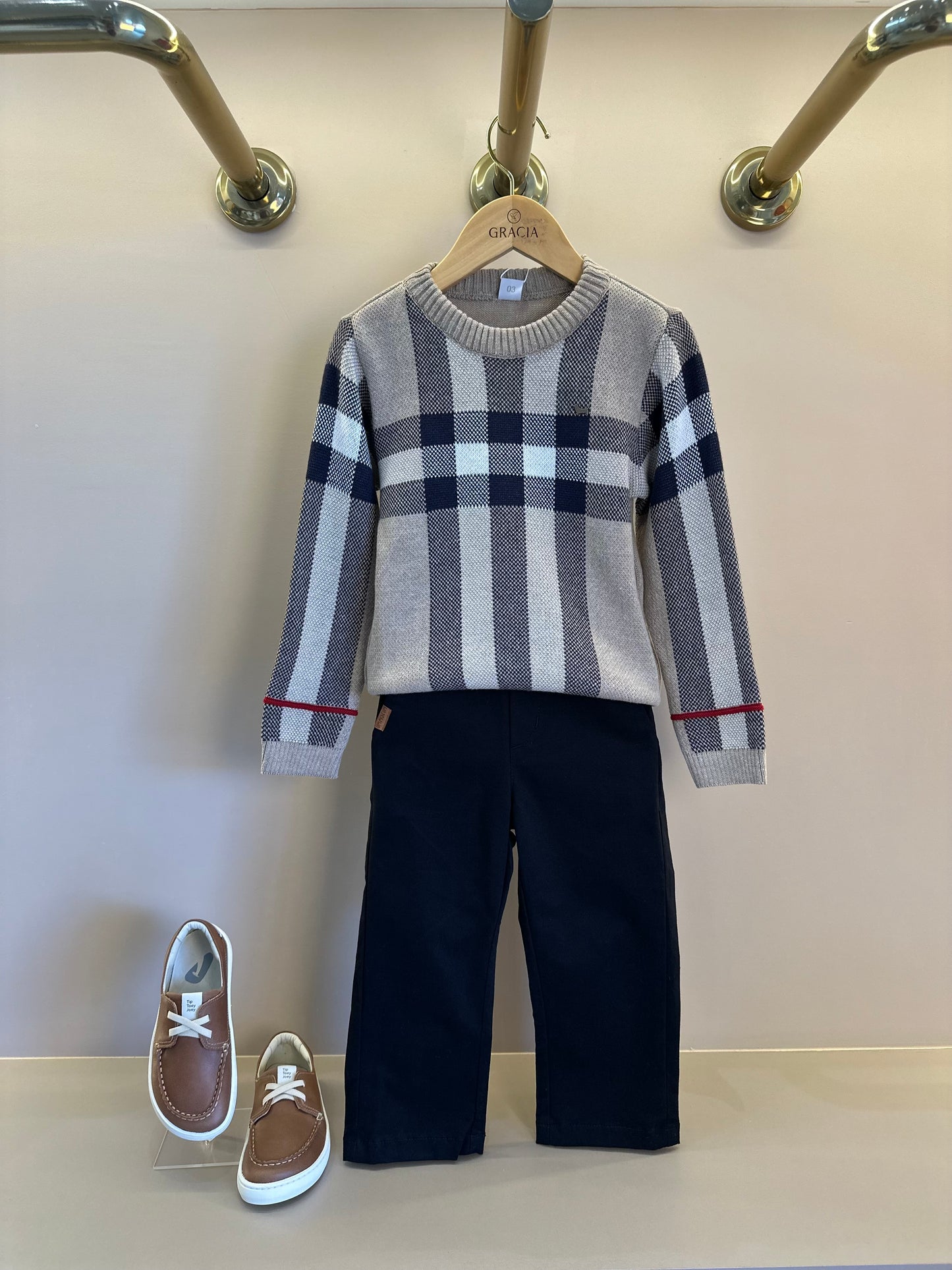Conjunto Bebê  Blusa Tricot Clássico Jacquard E  Calça Social Sarja Peletizada Preta - Um Mais Um