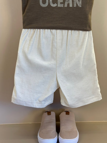 Conjunto Infantil Camiseta Marrom e Bermuda Sarja Off White - Little Johnny