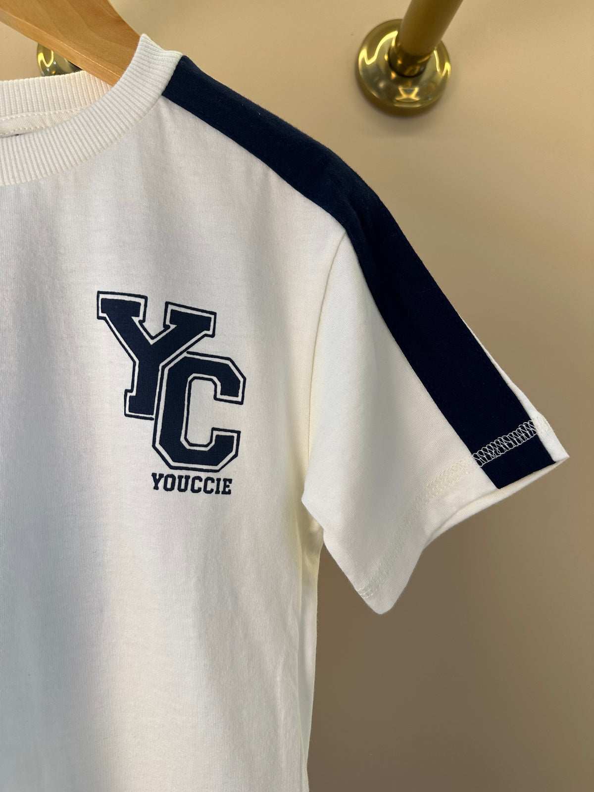 Camiseta Infantil MC Branca com Faixa Lateral Azul - Youccie