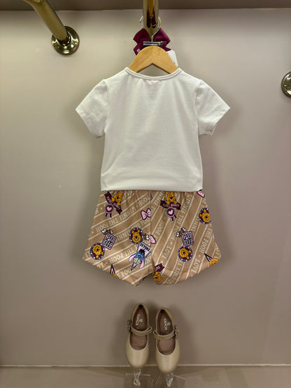 Conjunto Infantil Blusa MC Branca Pooh e Shorts Bege Vanilla - Momi