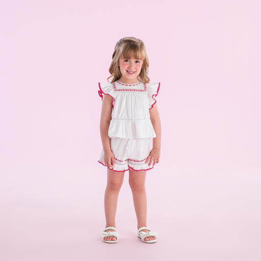 Conjunto Infantil Algodão Blusa e Shorts Branco Bordado Vermelho - Petit Cherie PRÉ-VENDA